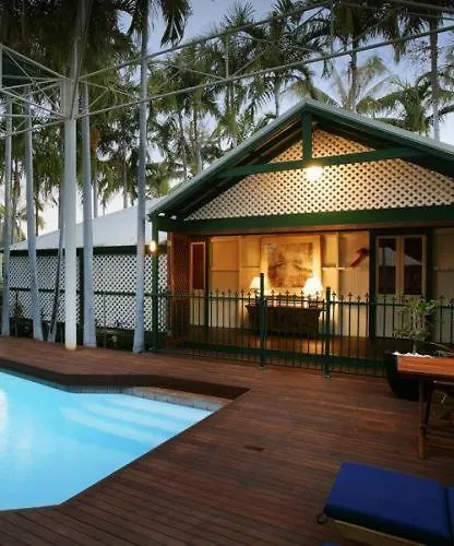 Pinctada Mcalpine House