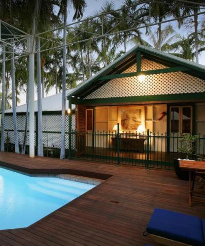 Pinctada Mcalpine House Hotel 4*