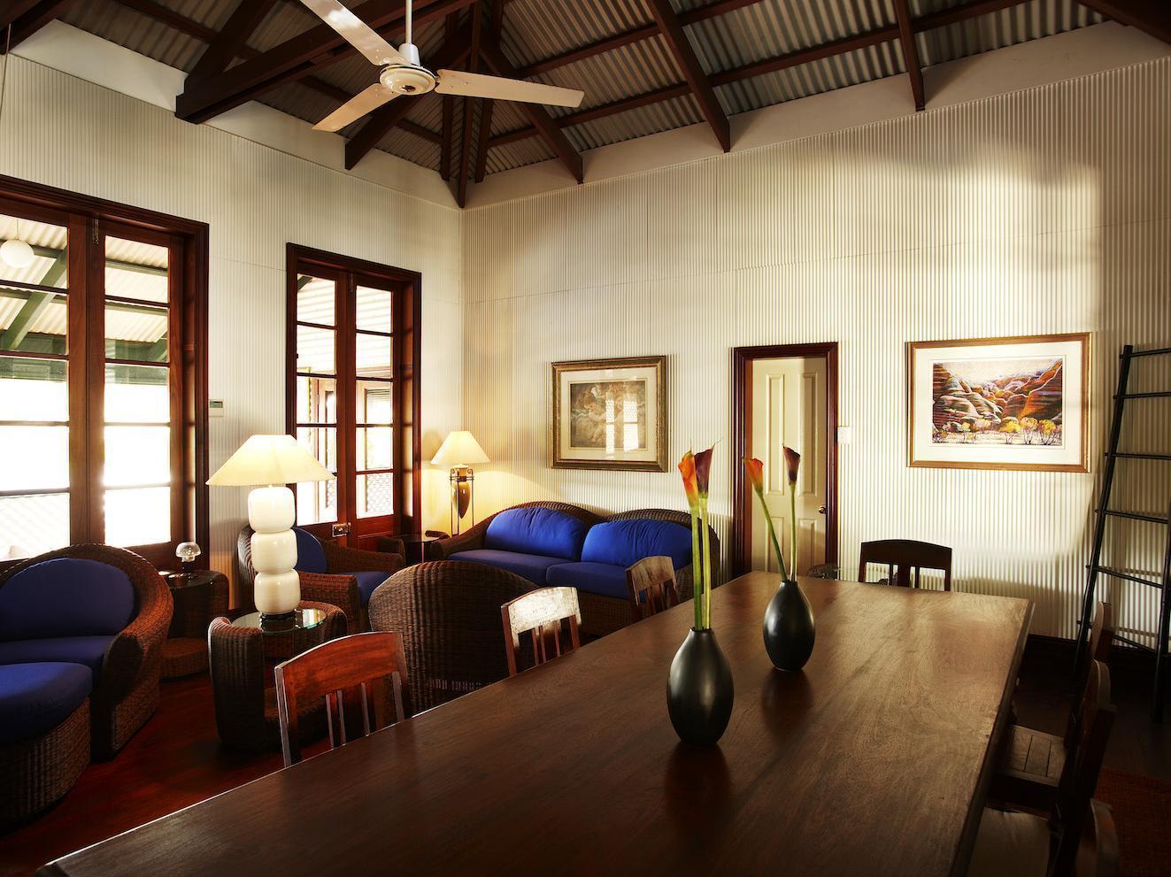 Pinctada Mcalpine House 4*